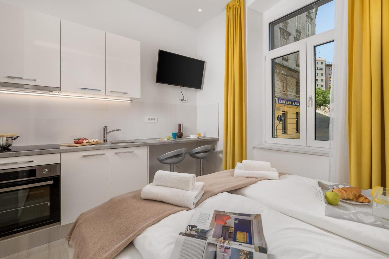 Lux Apartments Rijeka Zewnętrze zdjęcie